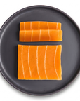 PlantZalmon vegan sashimi pe farfurie - SeriosFood