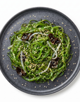 Salată Goma Wakame Select pe farfurie premium (1kg porție)