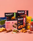 Asian Street Food SeriosFood - cutie cu salata wakame, spring rolls, frigarui yakitori, gua bao, pui karaage, hotteok si sos sriracha