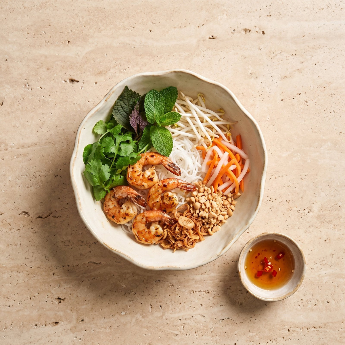 Rețetă Bún bowl vietnamez cu creveți – SeriosFood