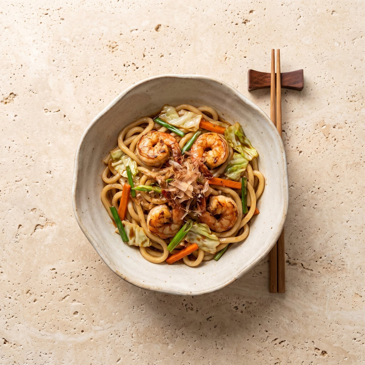 Rețetă Yaki udon cu creveți – SeriosFood