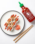 Sos Sriracha cu sushi rolls